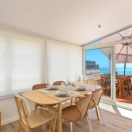 Oceanfront Penthouse With Terrace And Views * Sitges