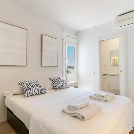 Oceanfront Penthouse With Terrace And Views Sitges